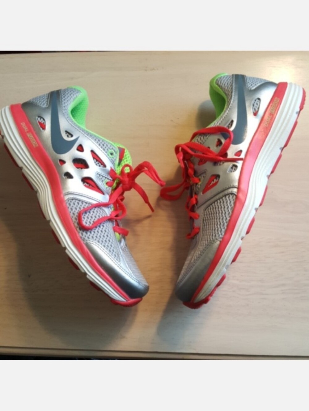 NWOT Nike Dual Fusion Lite Run Training Sneakers Athletic Shoes Sz 6.5